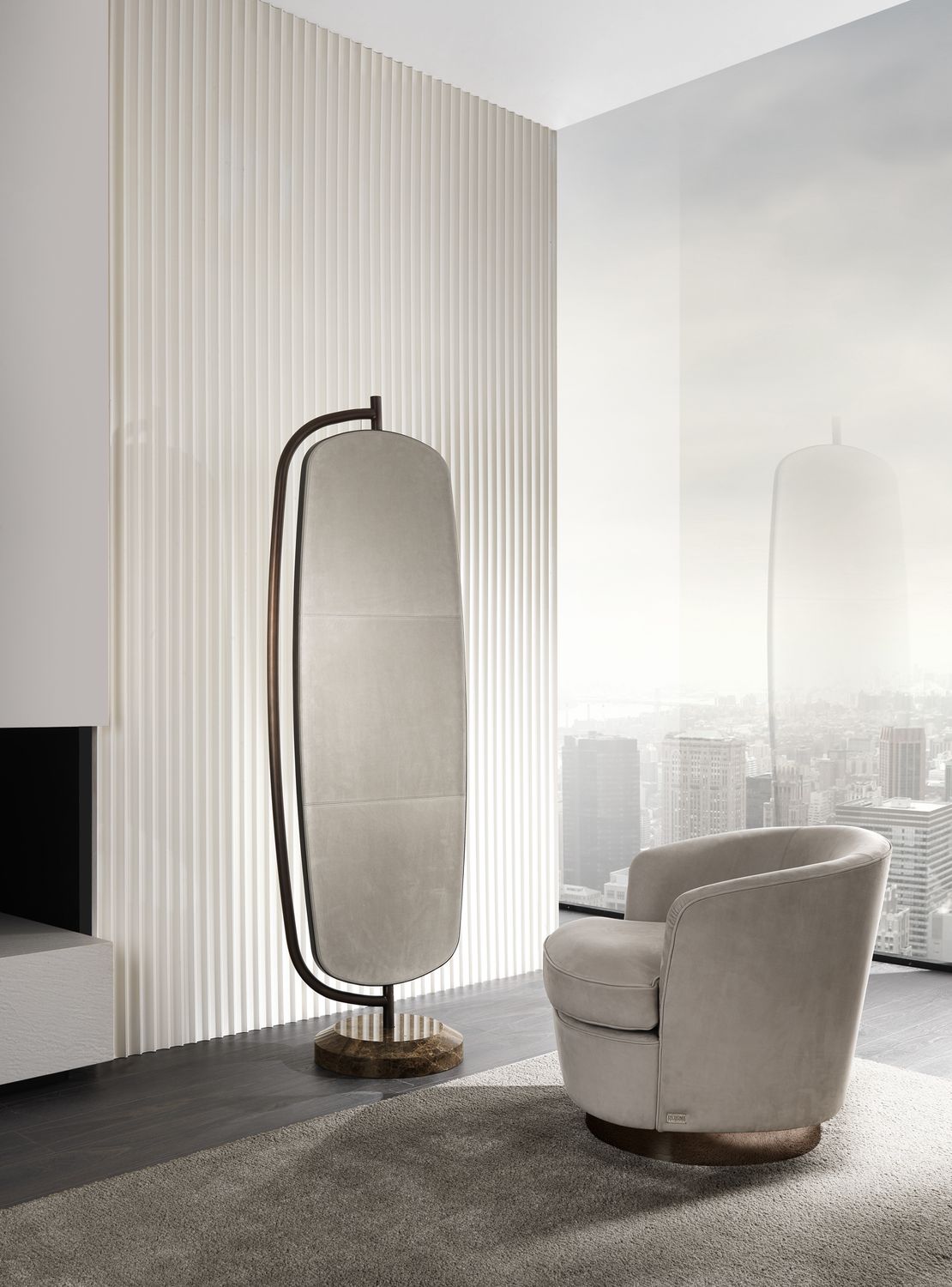 Bent floor swivel mirror